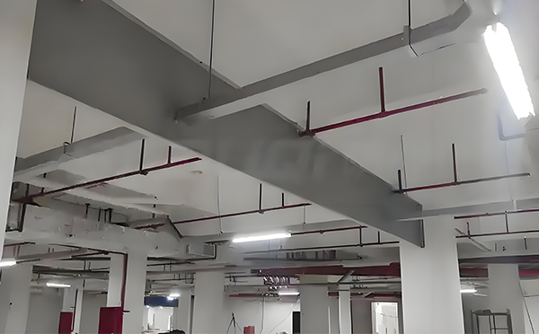 巴里坤挡烟垂壁