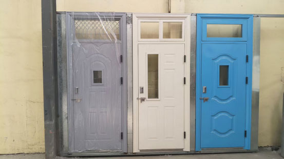 巴里坤学校教室门 巴里坤学校教室门