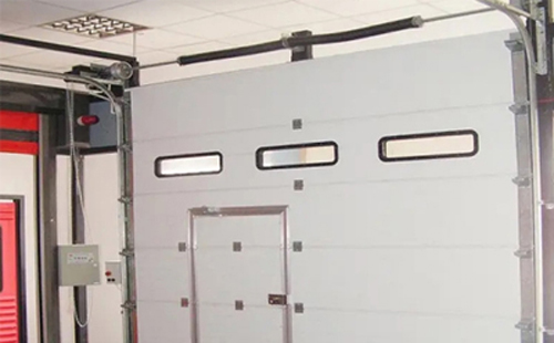 巴里坤工业提升门的安装方法